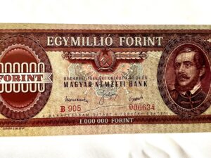 Egymillió Forint táblás Tejcsokoládé pénz 70g
