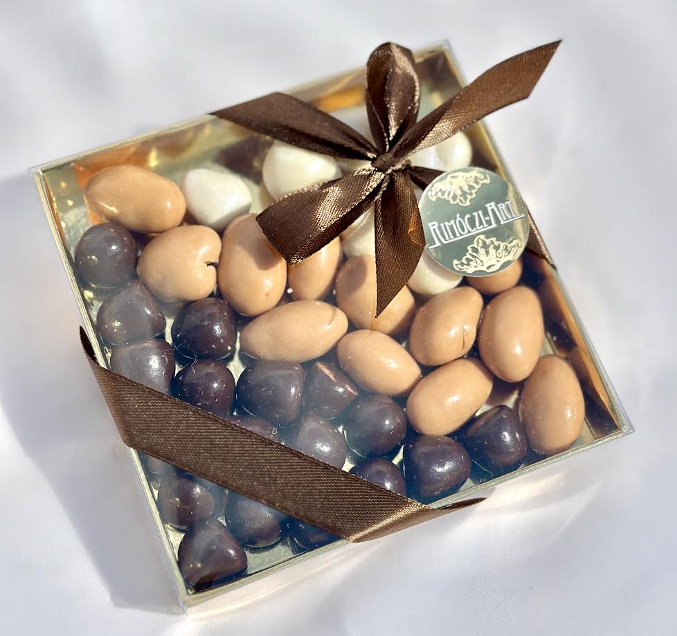 Vegyes Mandula – Mogyoró Drazsé Válogatás ( szalaggal ) 140 g